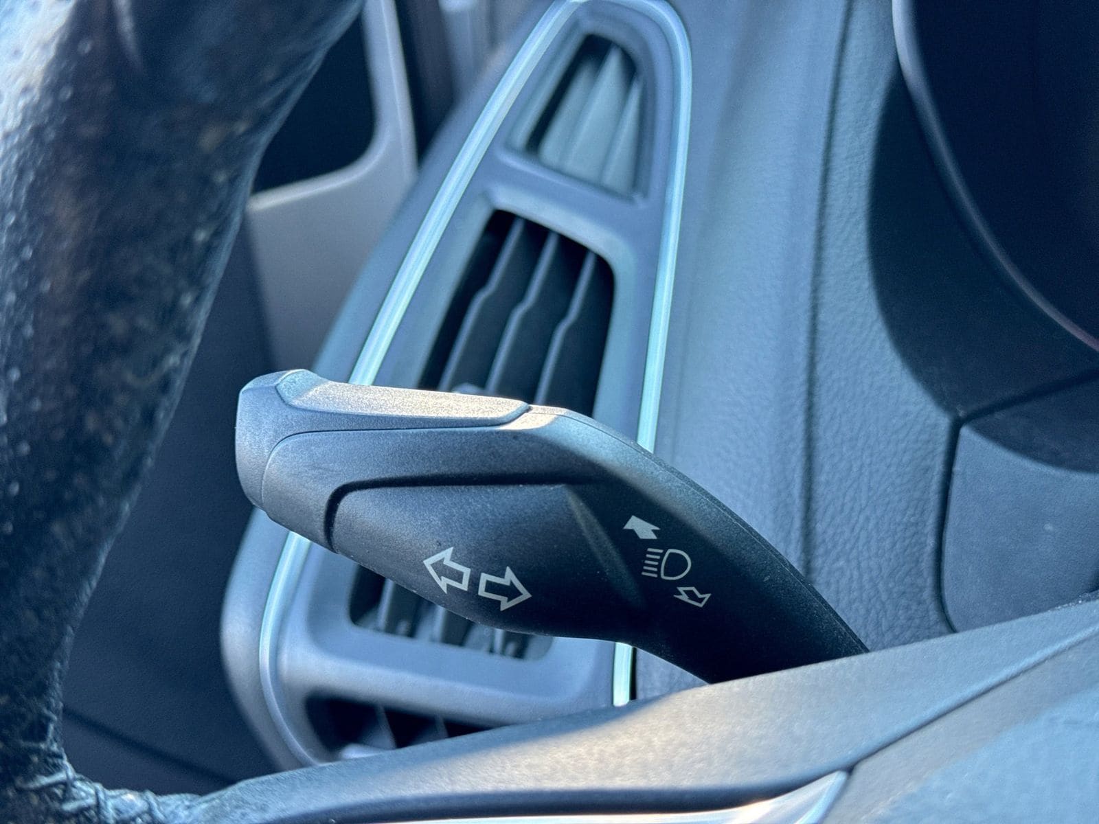 Thumbnail: 2013 Ford Focus - 24