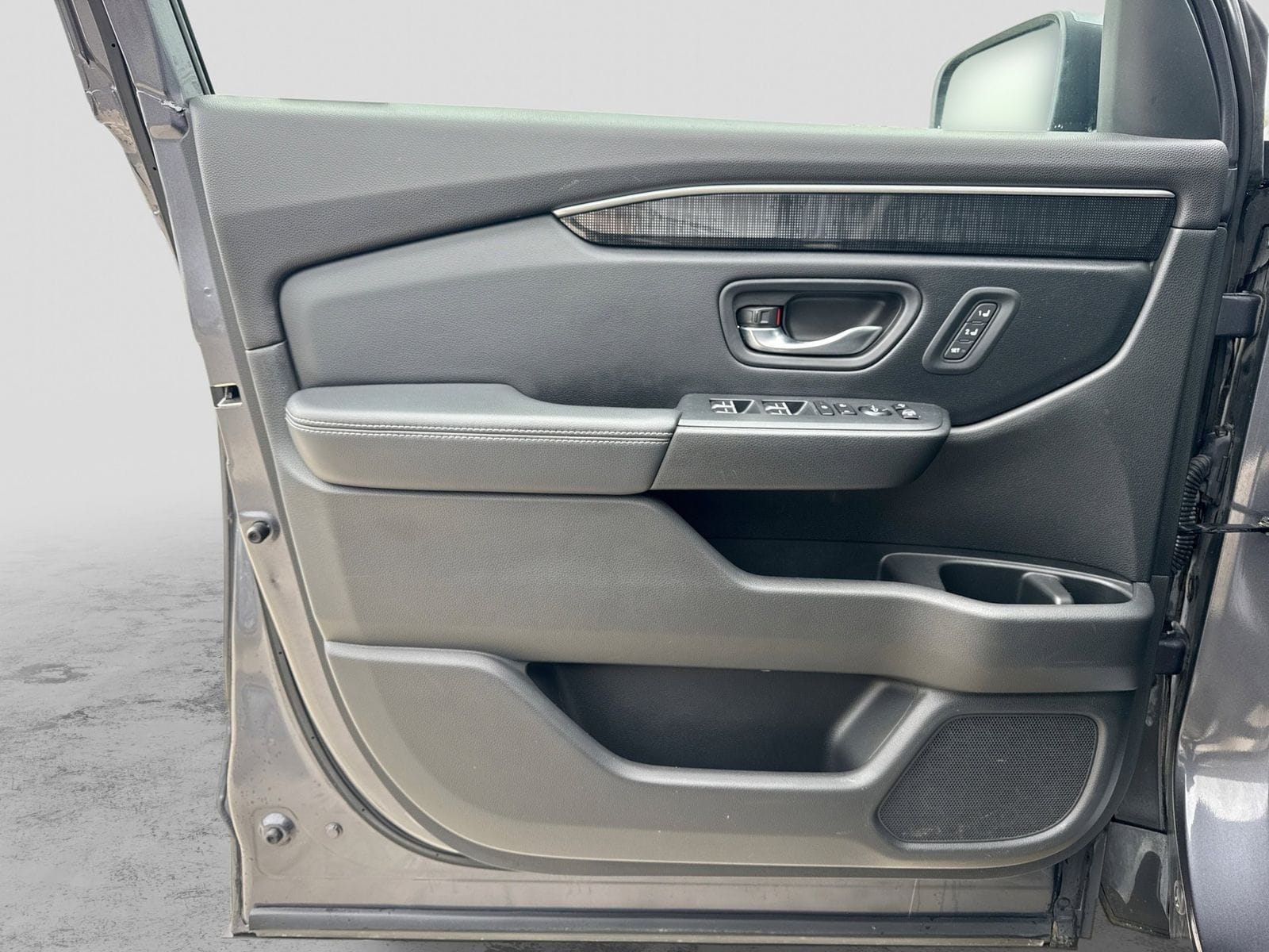 Thumbnail: 2023 Honda Pilot - 33
