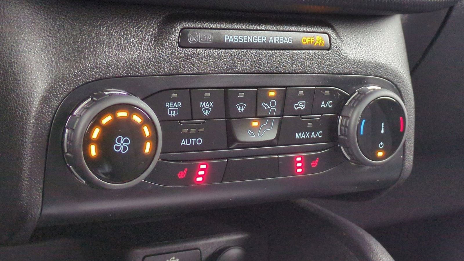 Thumbnail: 2023 Ford Bronco Sport - 32