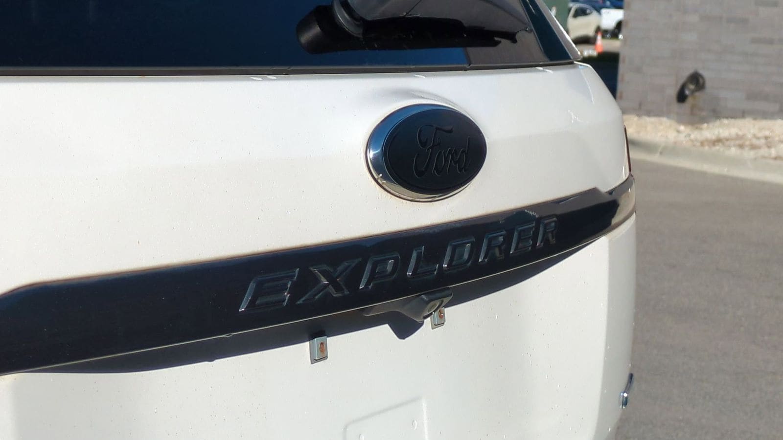Thumbnail: 2015 Ford Explorer - 12