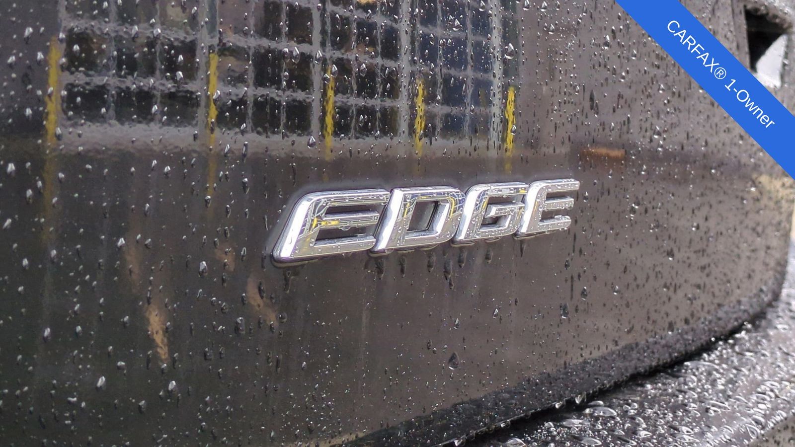 2016 Ford Edge SE 12