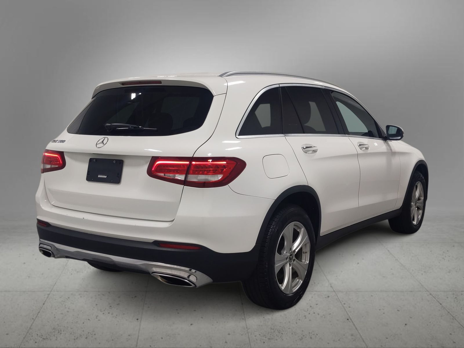 Thumbnail: 2017 Mercedes-Benz GLC - 9