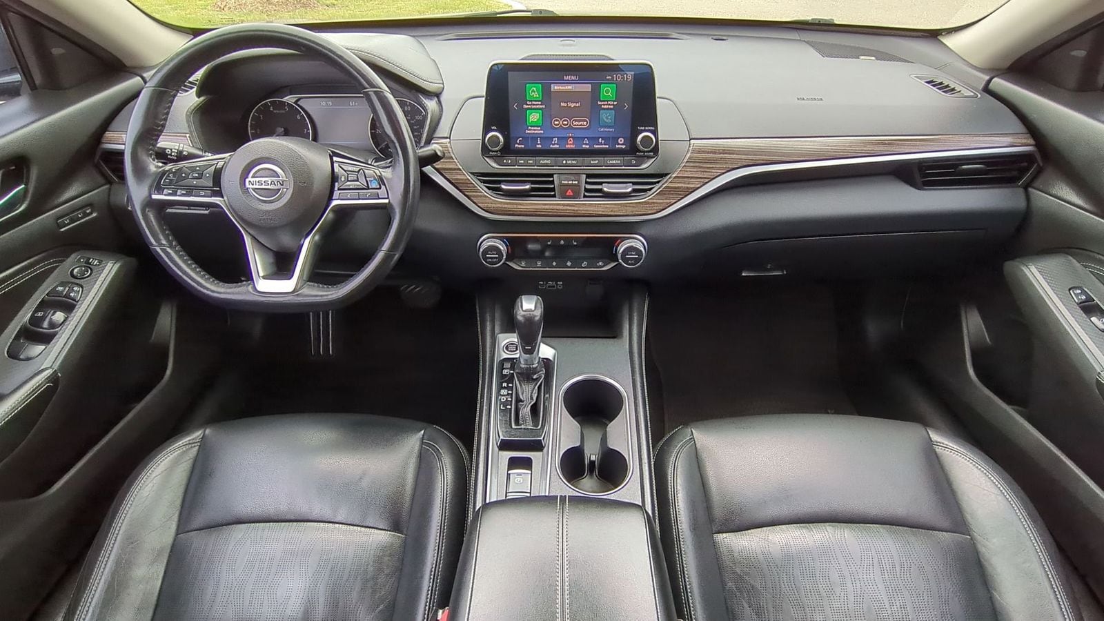 Thumbnail: 2019 Nissan Altima - 15