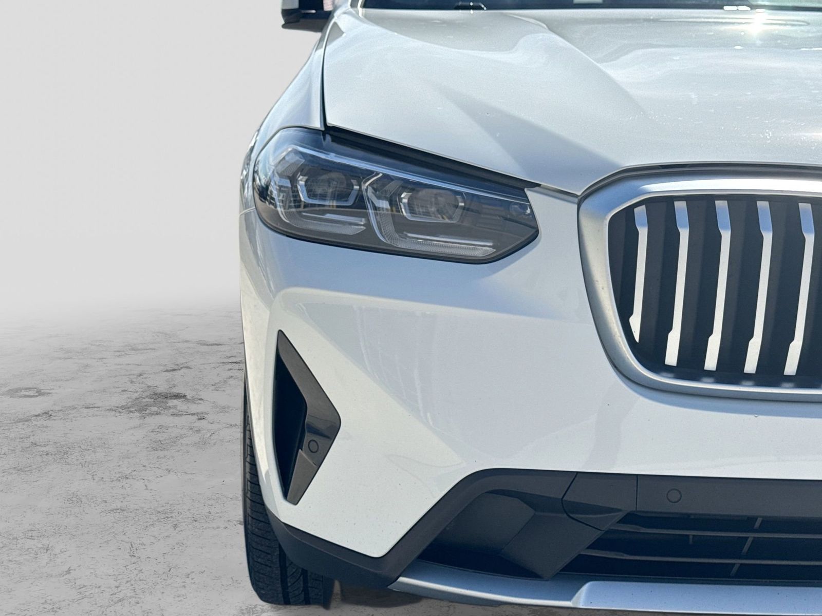 Thumbnail: 2023 BMW X3 - 9