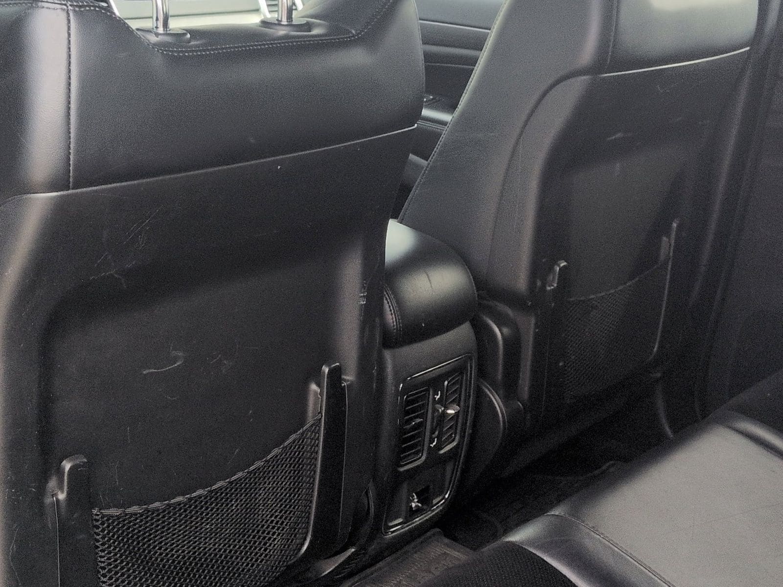 Thumbnail: 2015 Jeep Grand Cherokee - 23