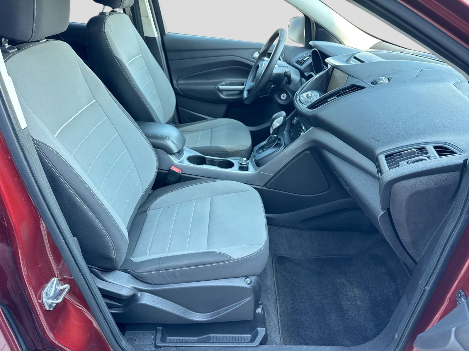Thumbnail: 2014 Ford Escape - 22