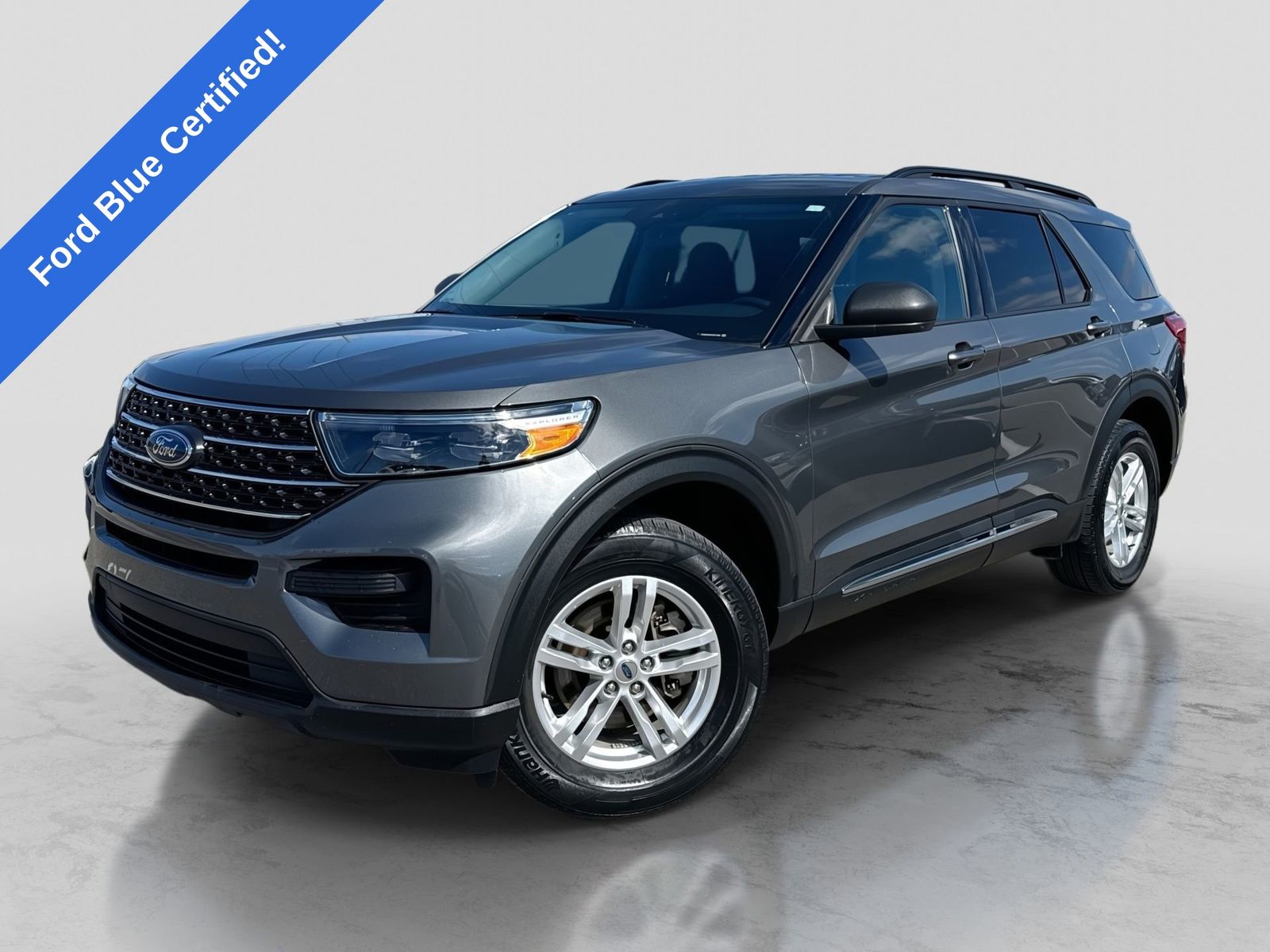 2023 Ford Explorer SUV 