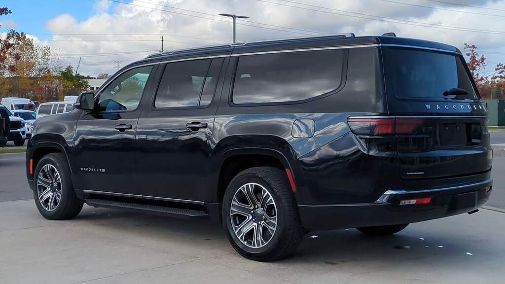 Used 2023 Jeep Wagoneer L Series II SUV