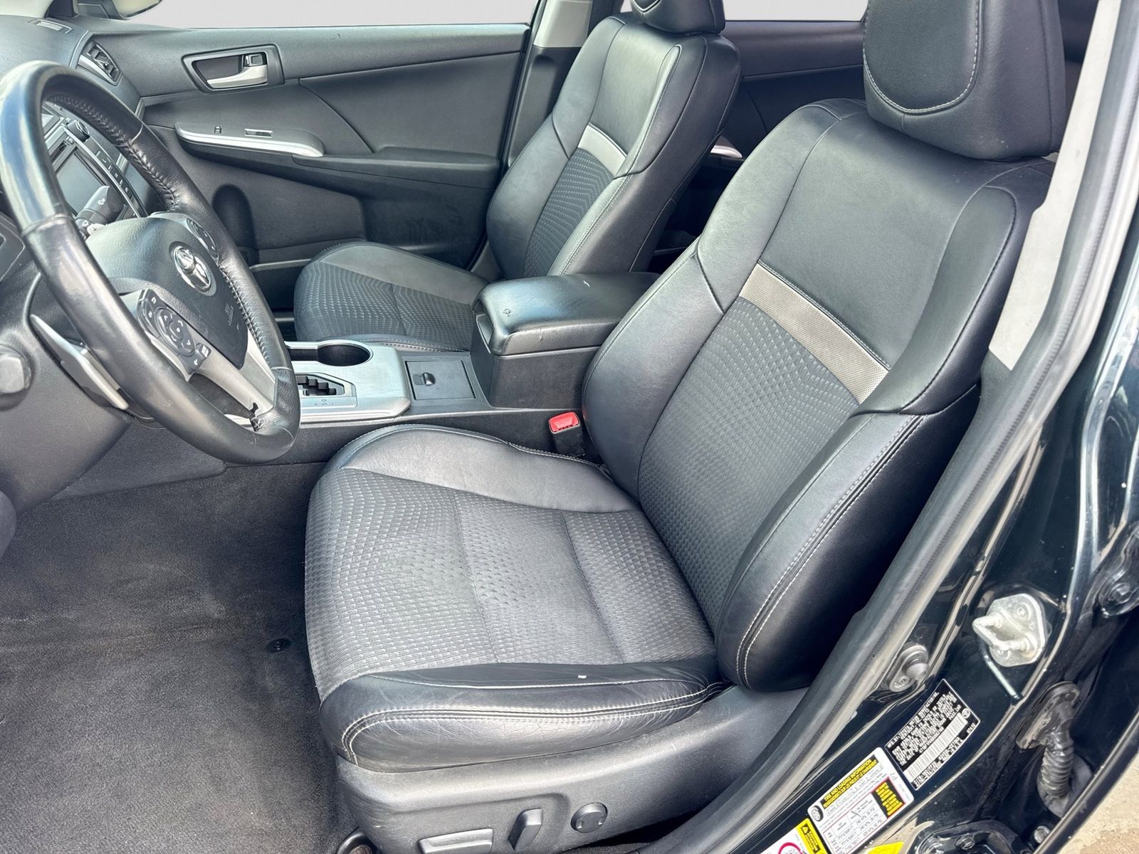 Thumbnail: 2013 Toyota Camry - 18