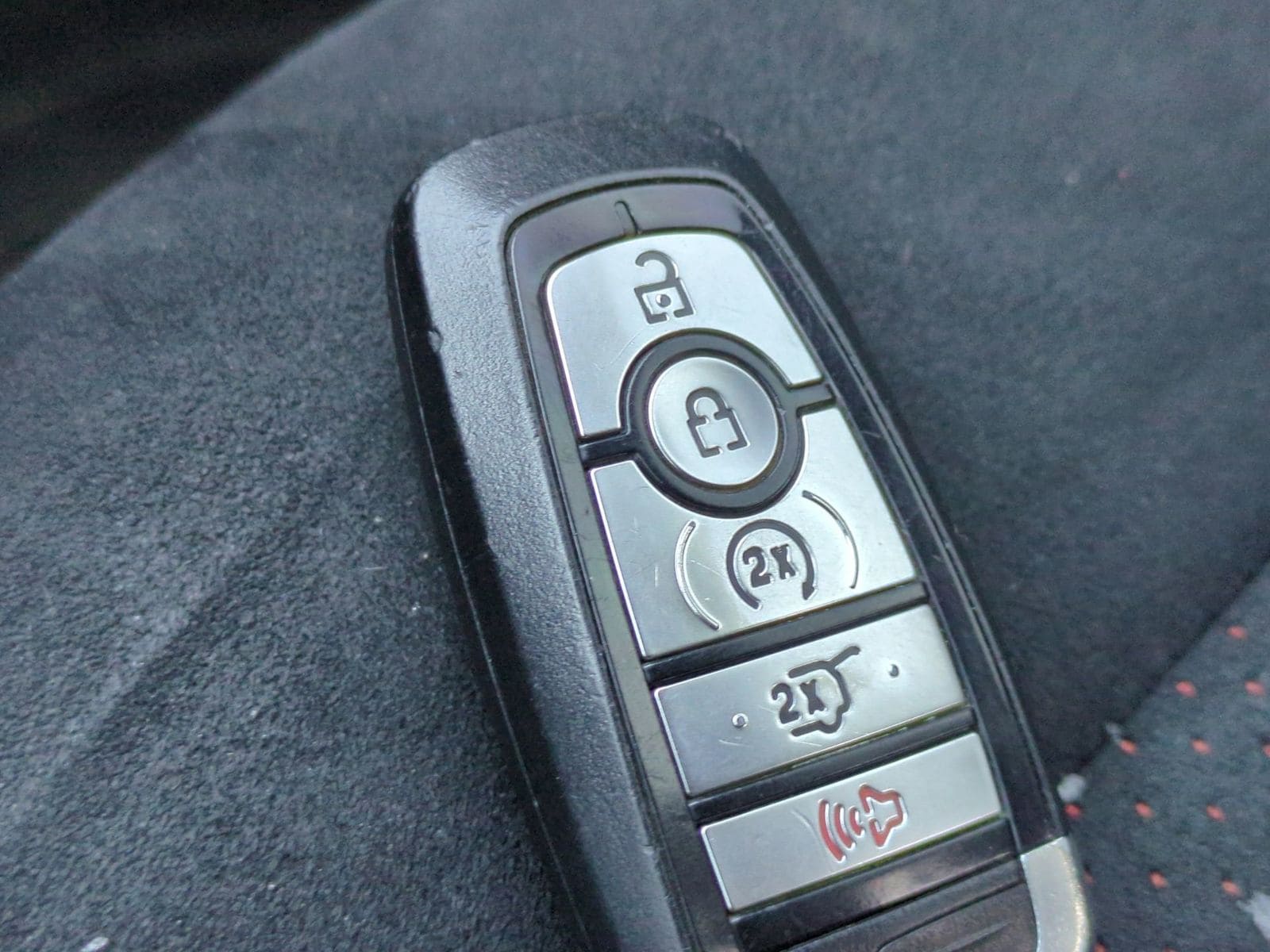 Thumbnail: 2019 Ford Explorer - 43