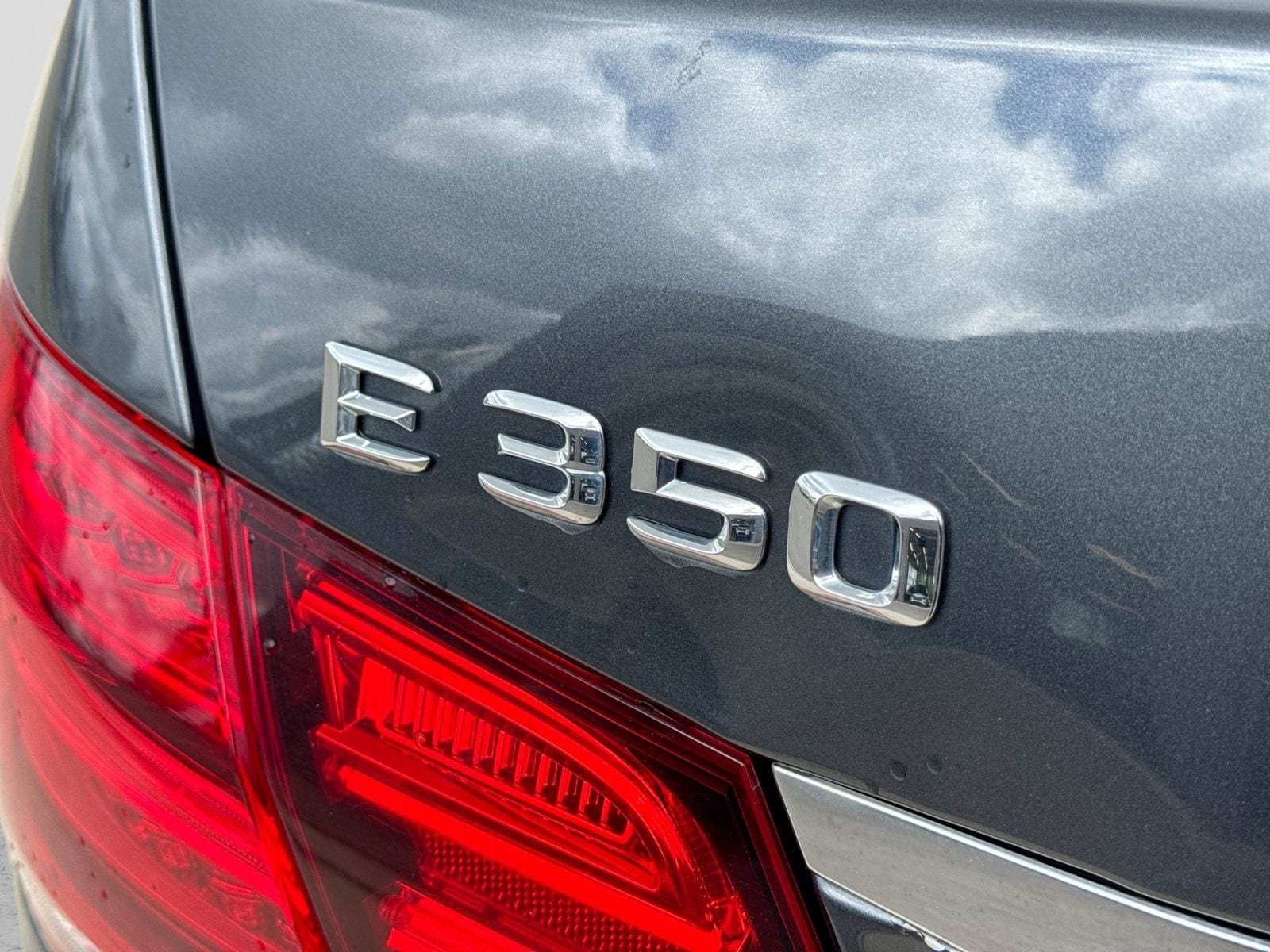 Thumbnail: 2014 Mercedes-Benz E-Class - 14