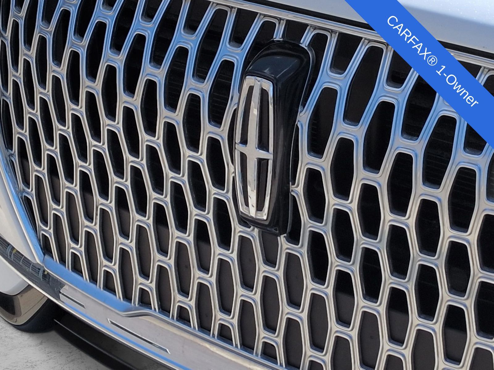 Thumbnail: 2023 Lincoln Corsair - 14