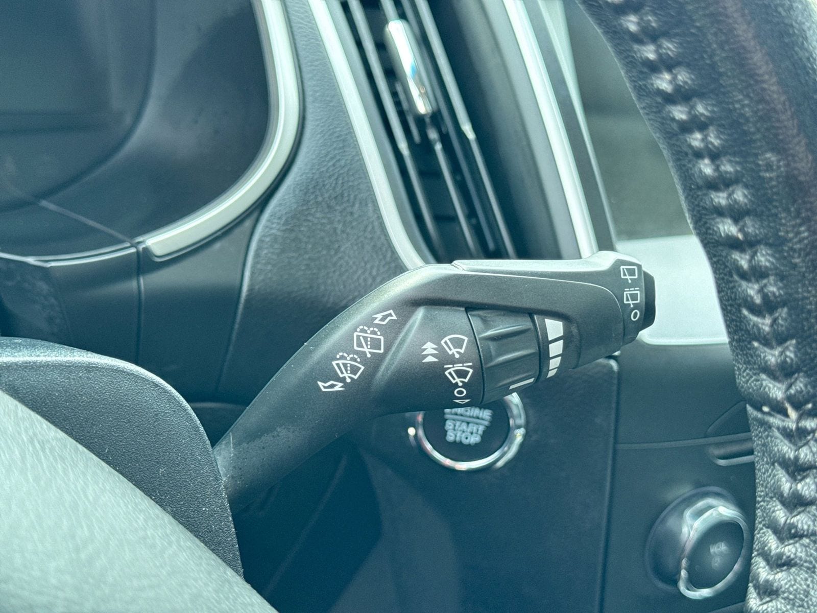 Thumbnail: 2017 Ford Edge - 26