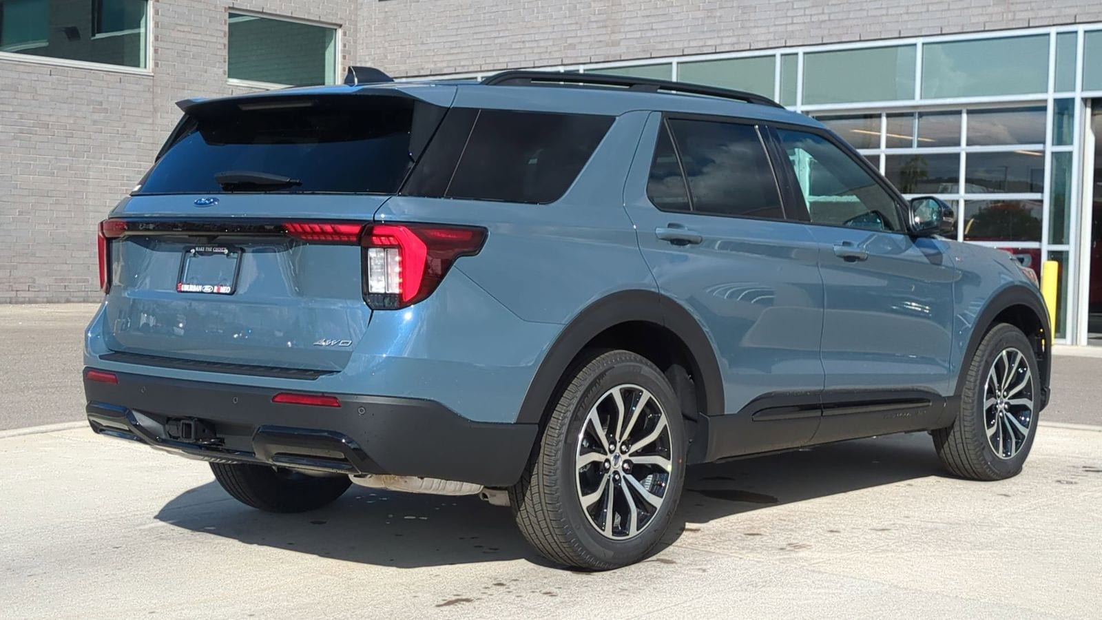 Thumbnail: 2025 Ford Explorer - 5