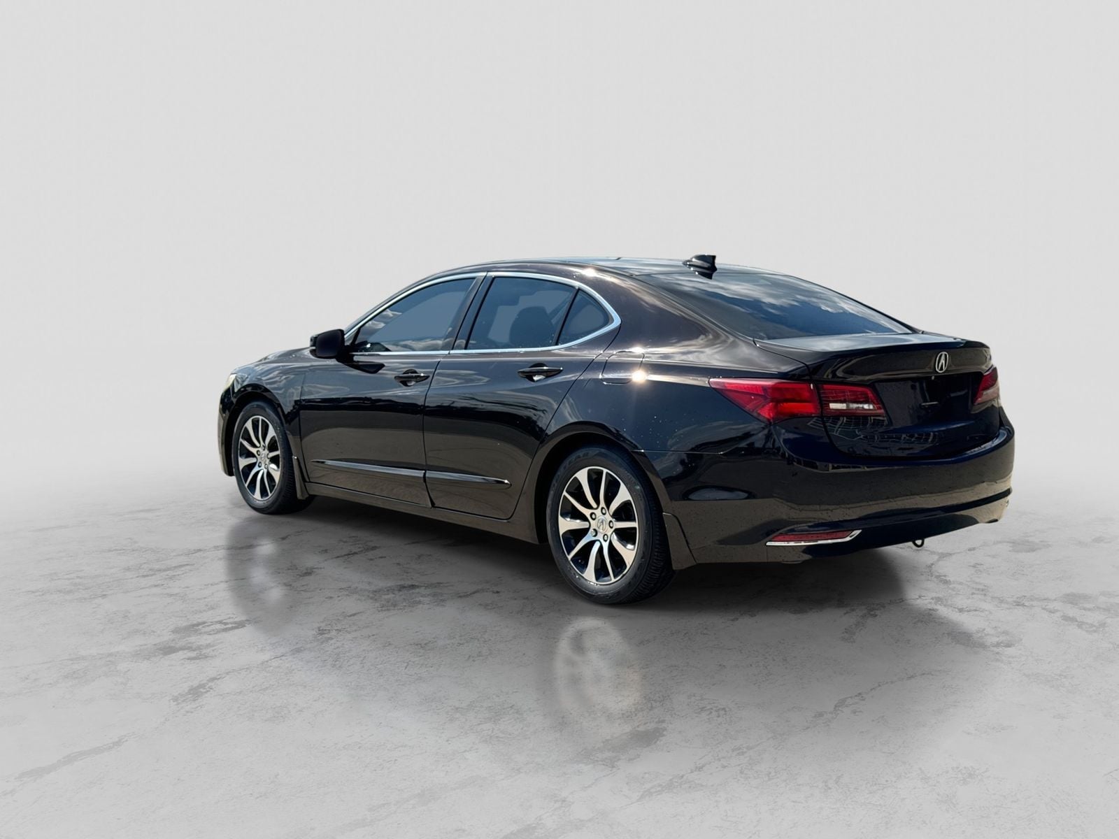 Thumbnail: 2015 Acura TLX - 3