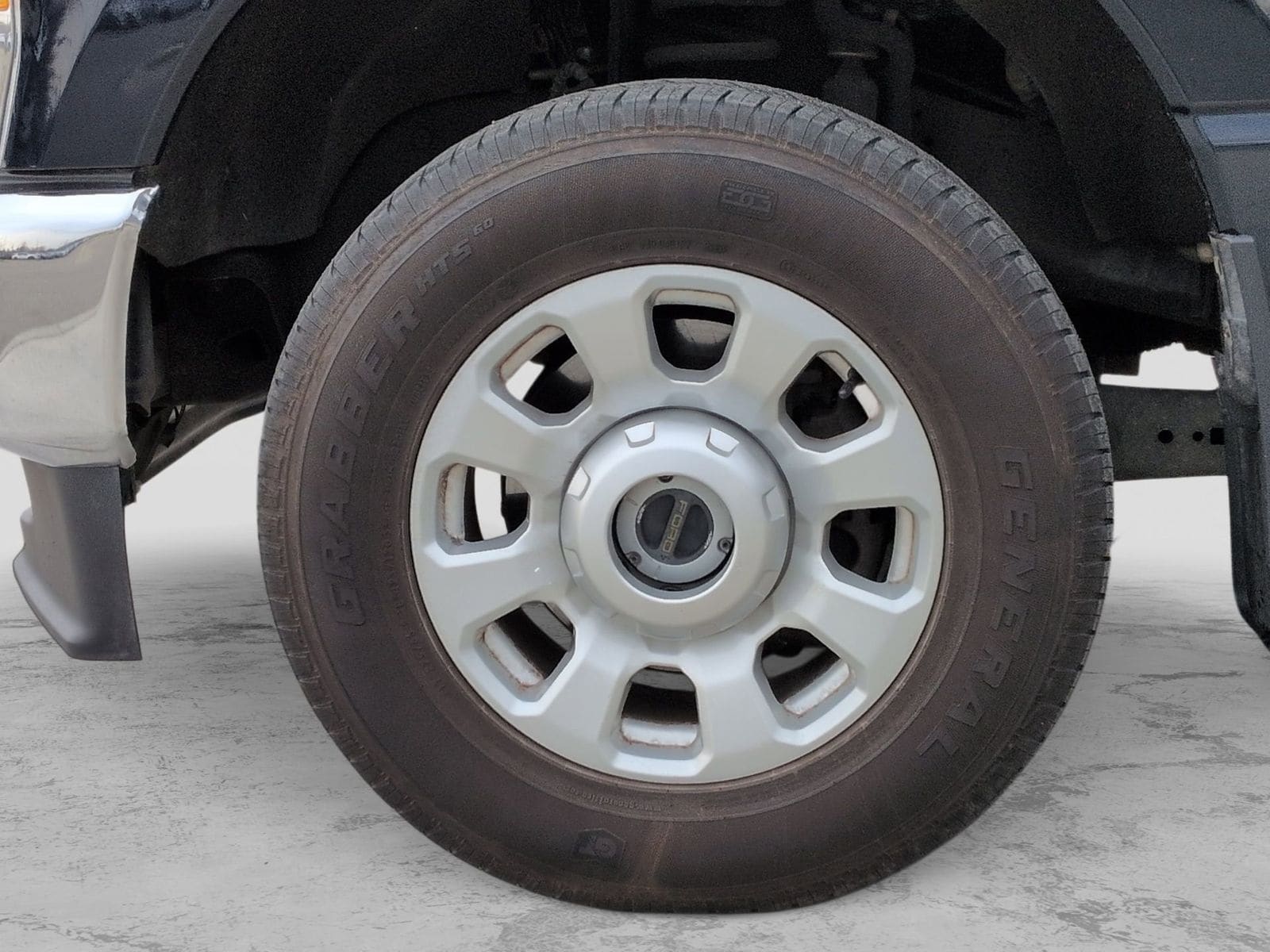 Thumbnail: 2023 Ford F-250 - 17