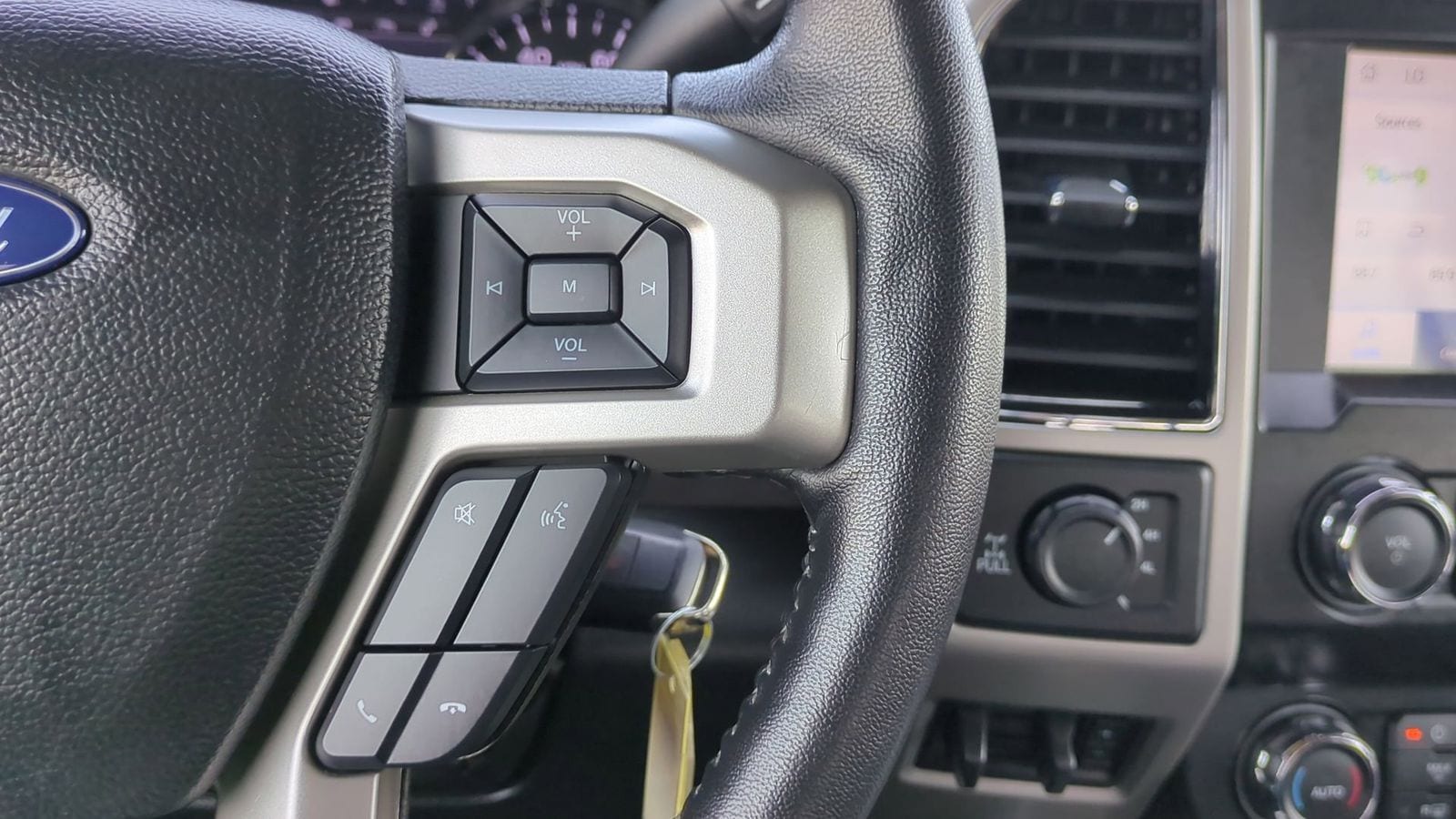 Thumbnail: 2021 Ford F-250 - 26