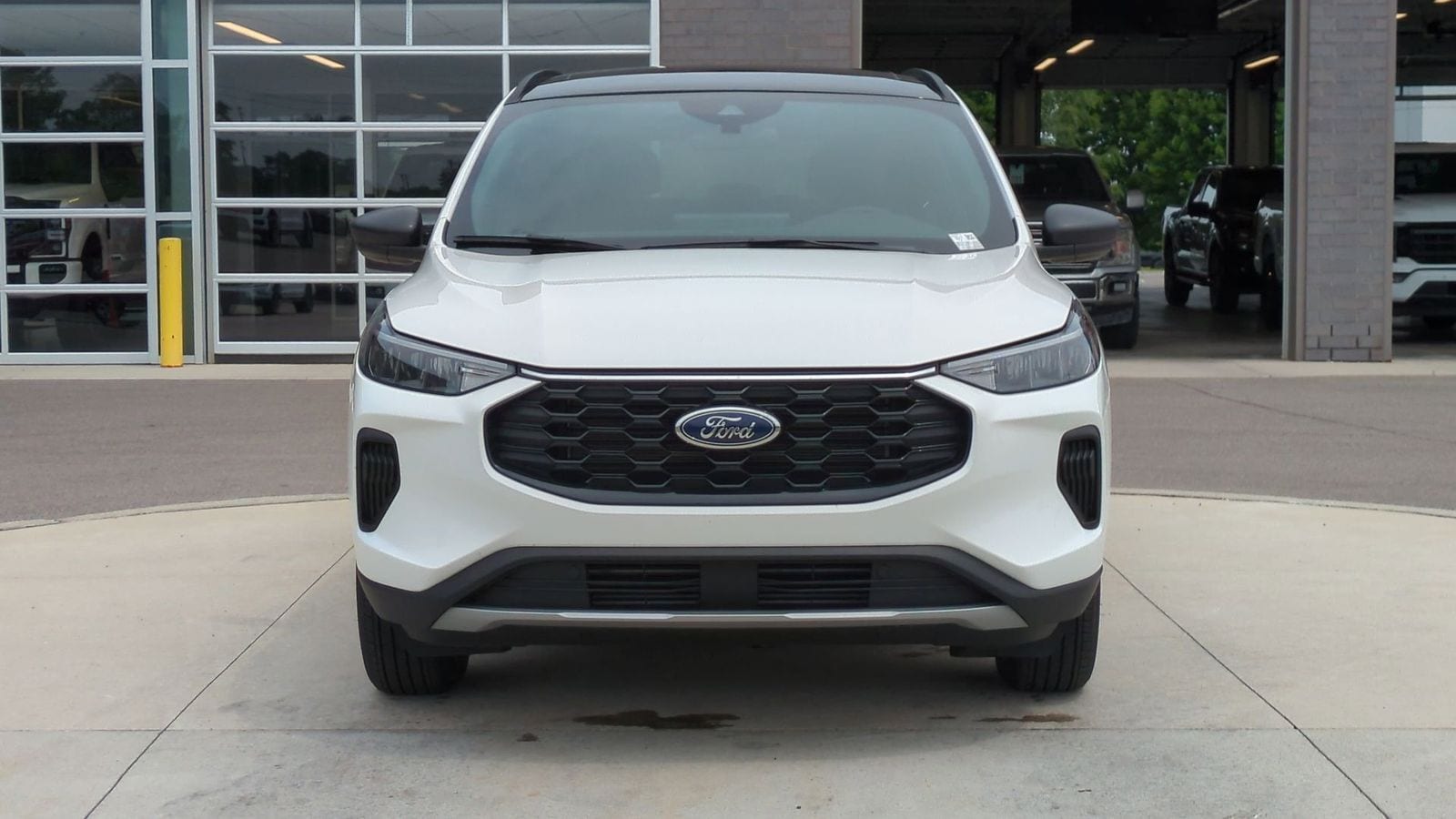 Thumbnail: 2025 Ford Escape - 9