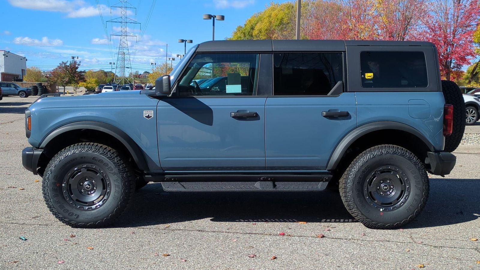 Thumbnail: 2025 Ford Bronco - 2
