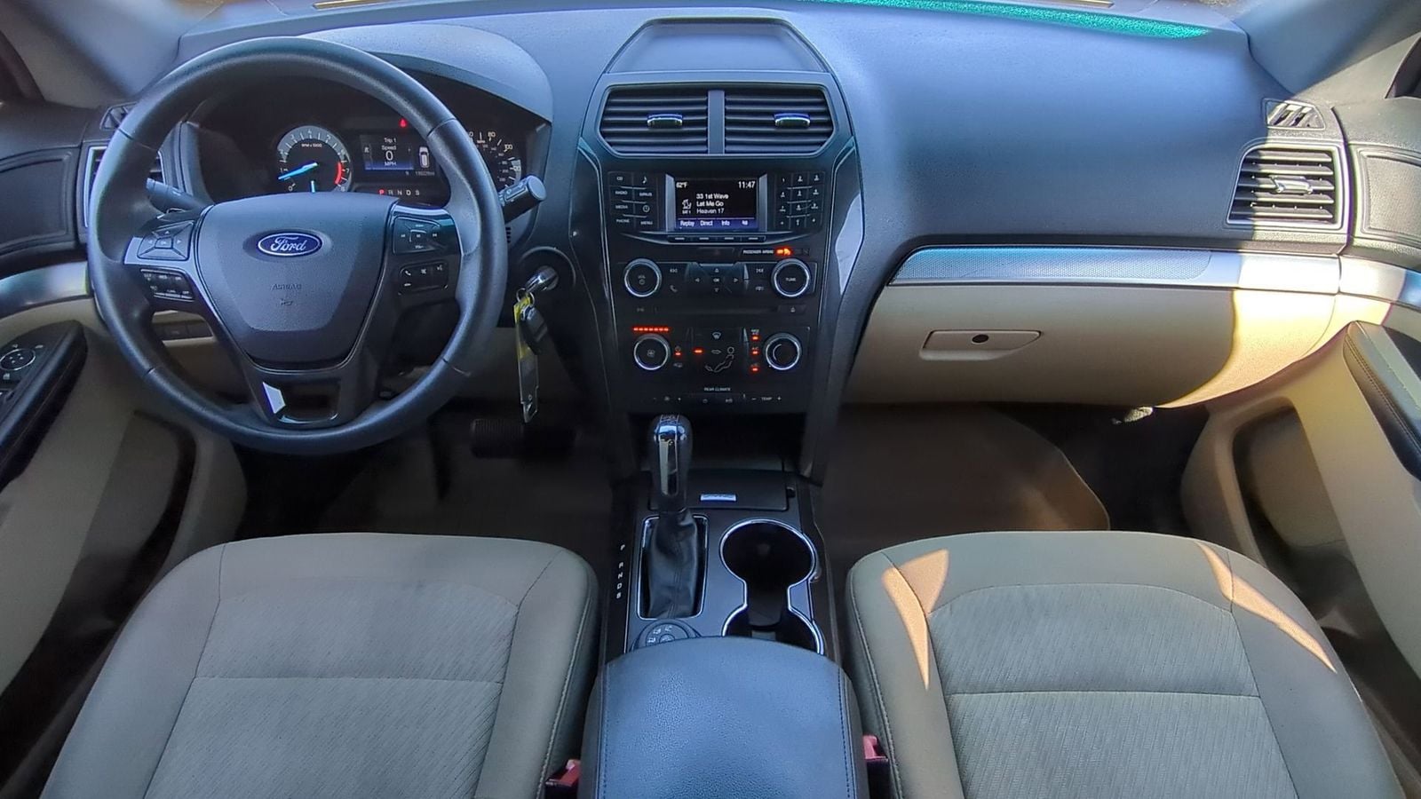 Thumbnail: 2017 Ford Explorer - 14