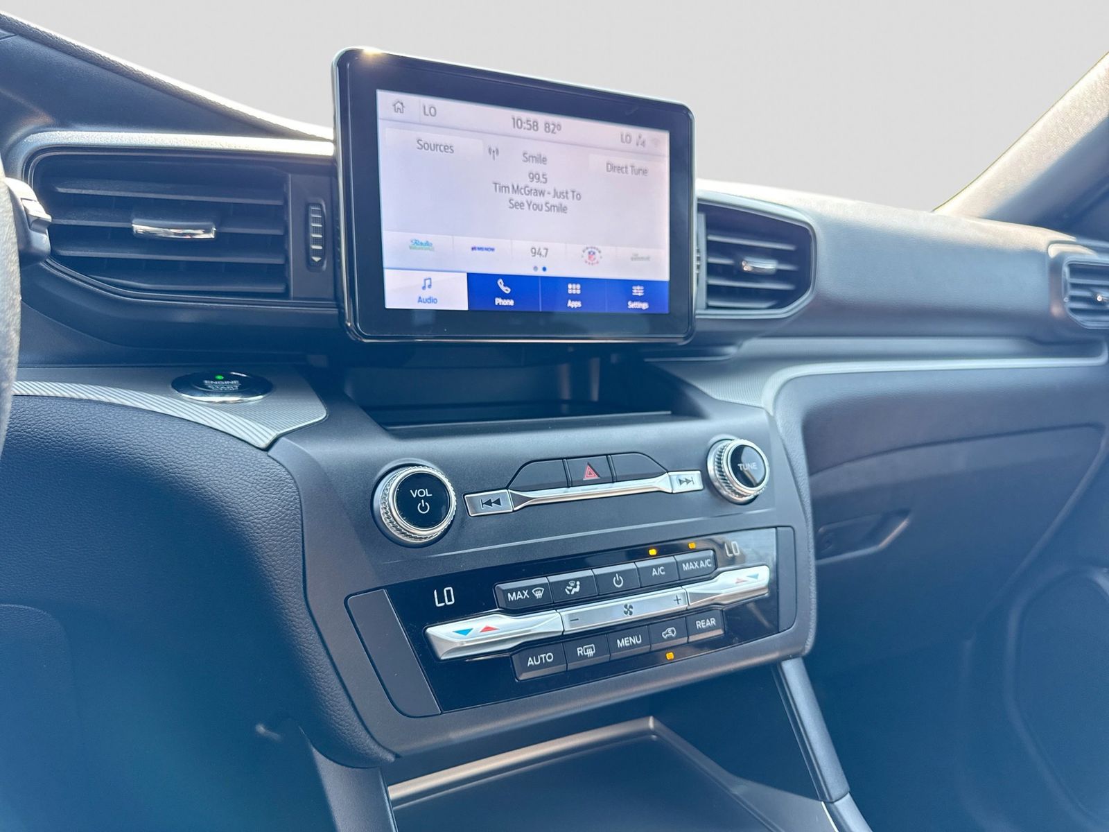 Thumbnail: 2020 Ford Explorer - 30