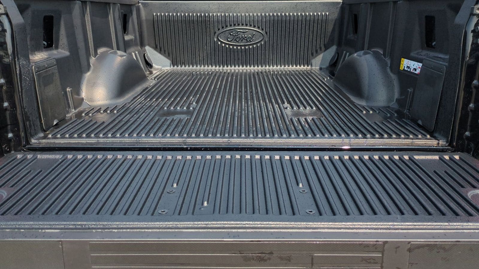 Thumbnail: 2025 Ford F-150 - 32