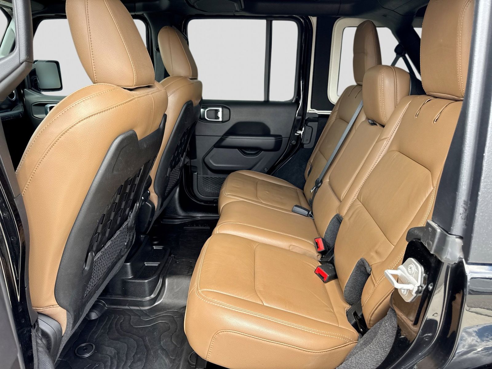 Thumbnail: 2021 Jeep Wrangler - 5