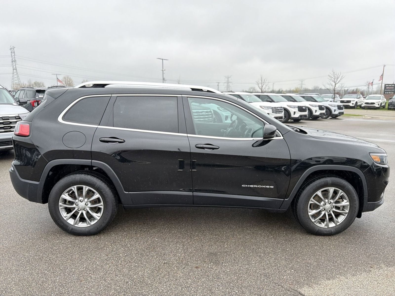 Thumbnail: 2021 Jeep Cherokee - 9