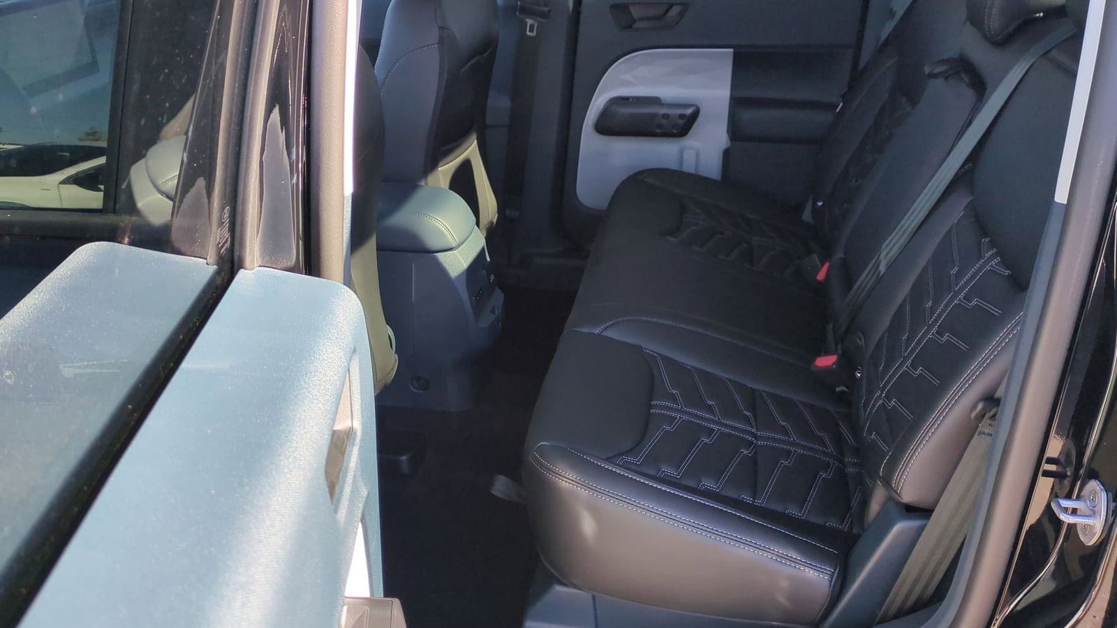 Thumbnail: 2025 Ford Maverick - 18