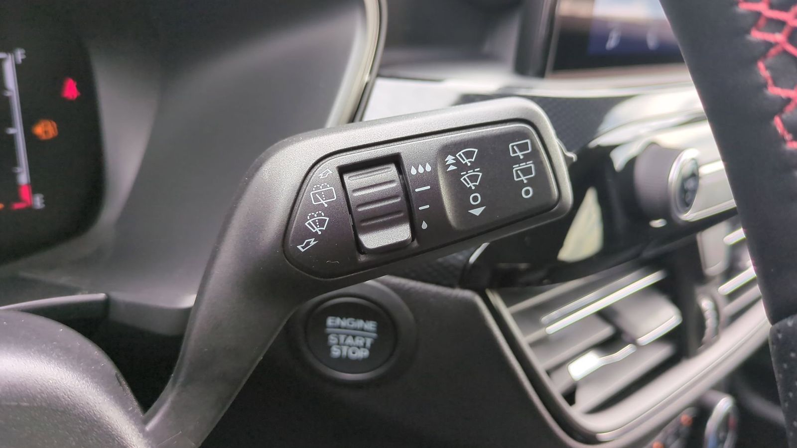 Thumbnail: 2025 Ford Escape - 24