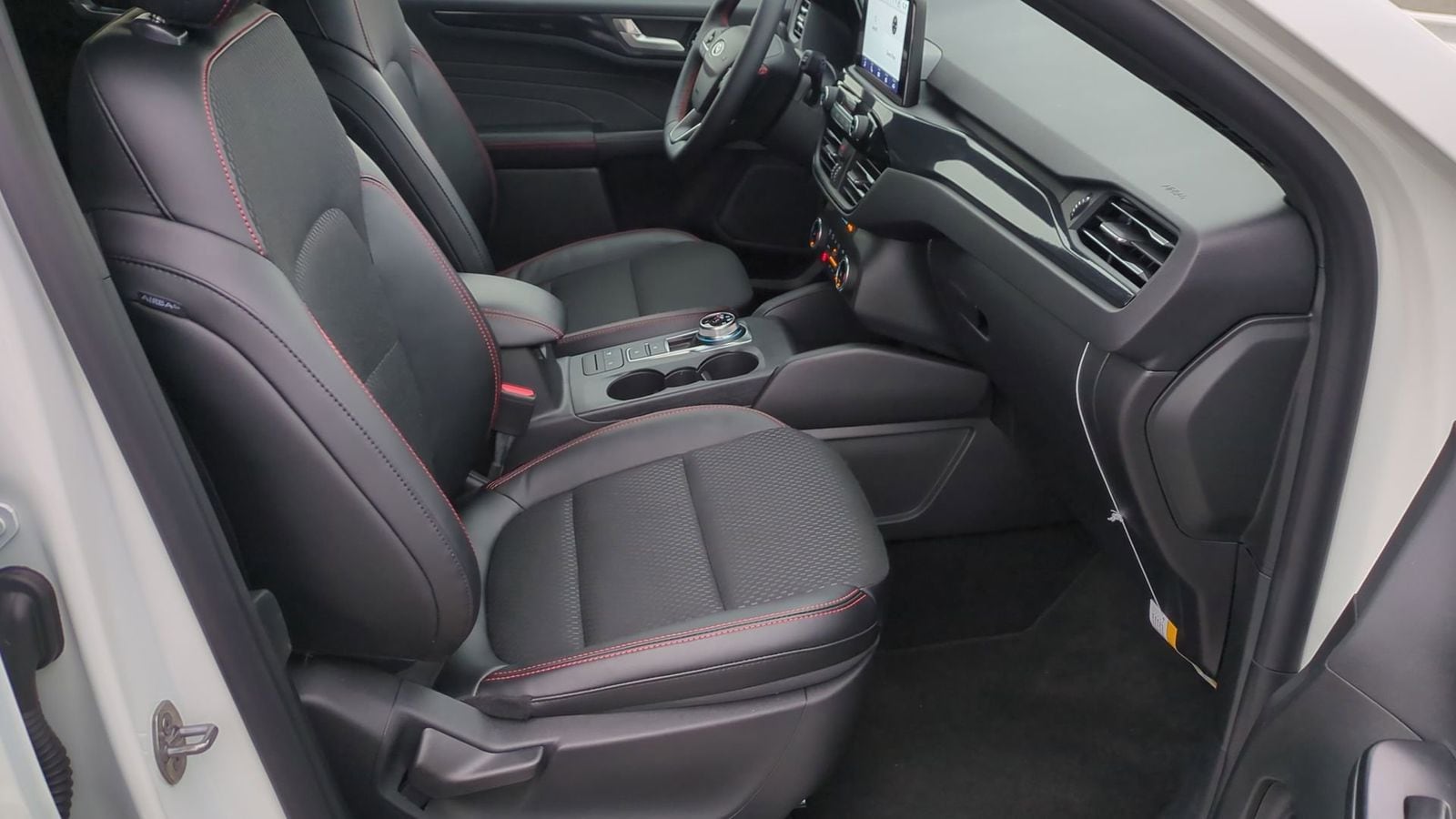 Thumbnail: 2025 Ford Escape - 19