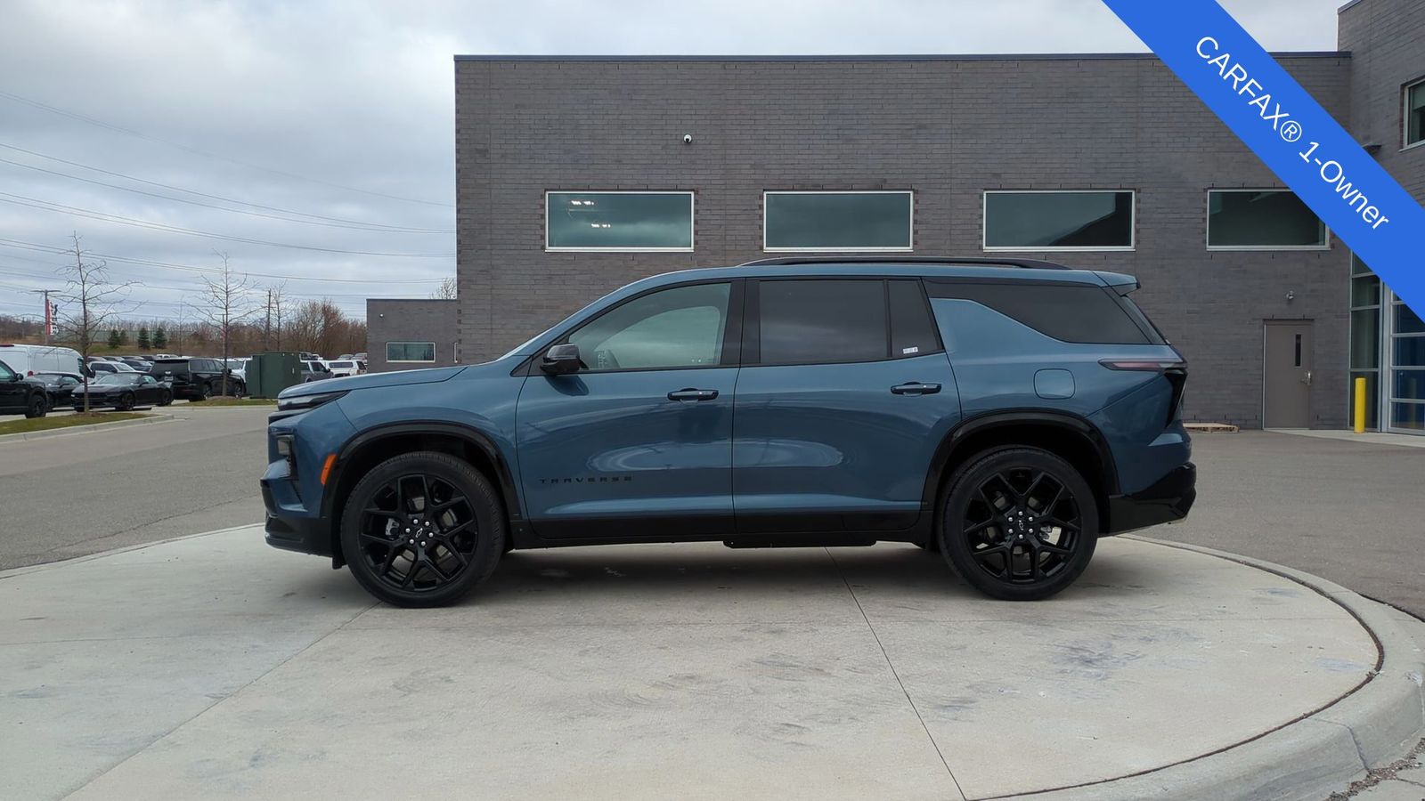2024 Chevrolet Traverse RS 2