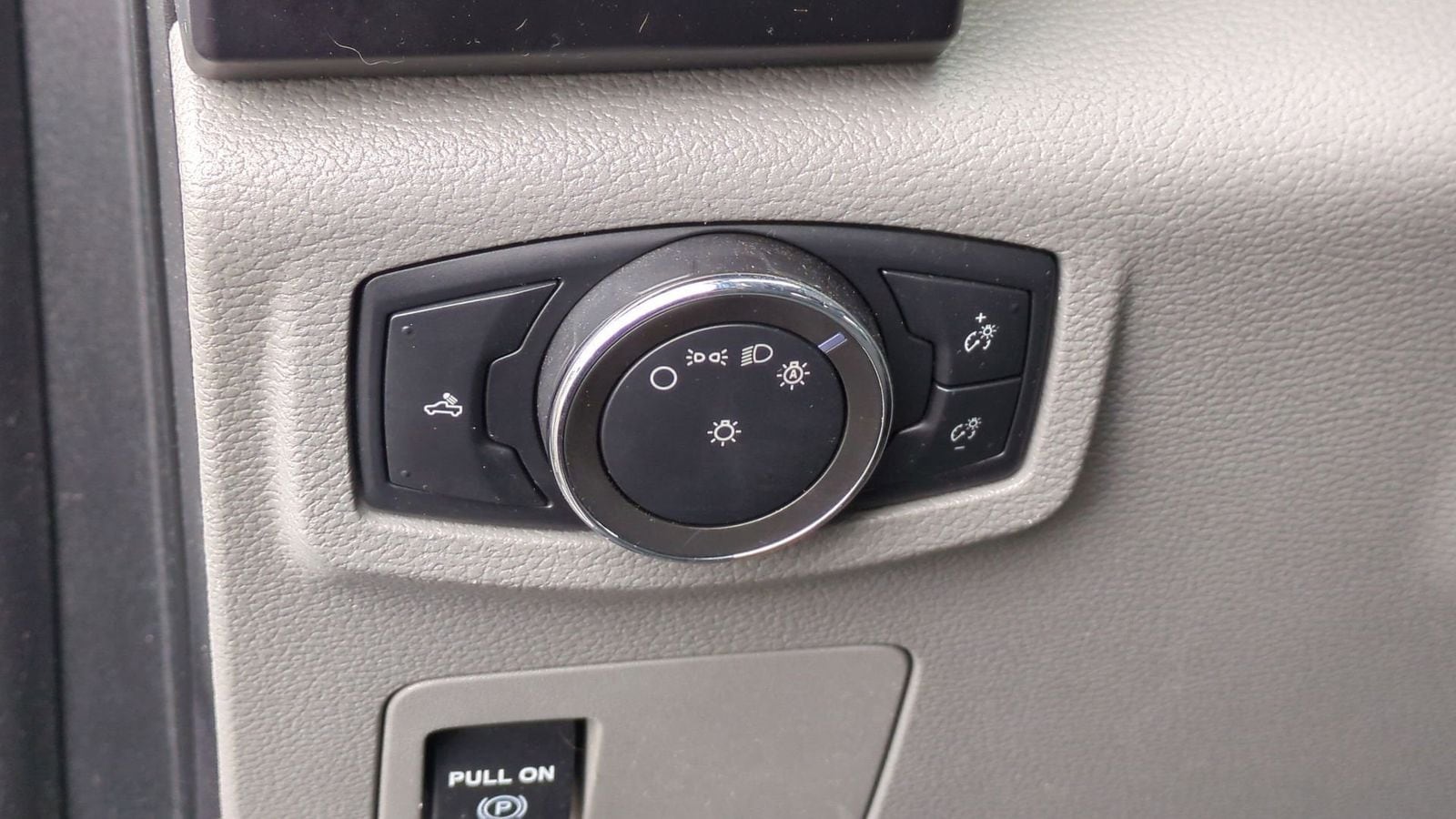 Thumbnail: 2018 Ford F-150 - 18