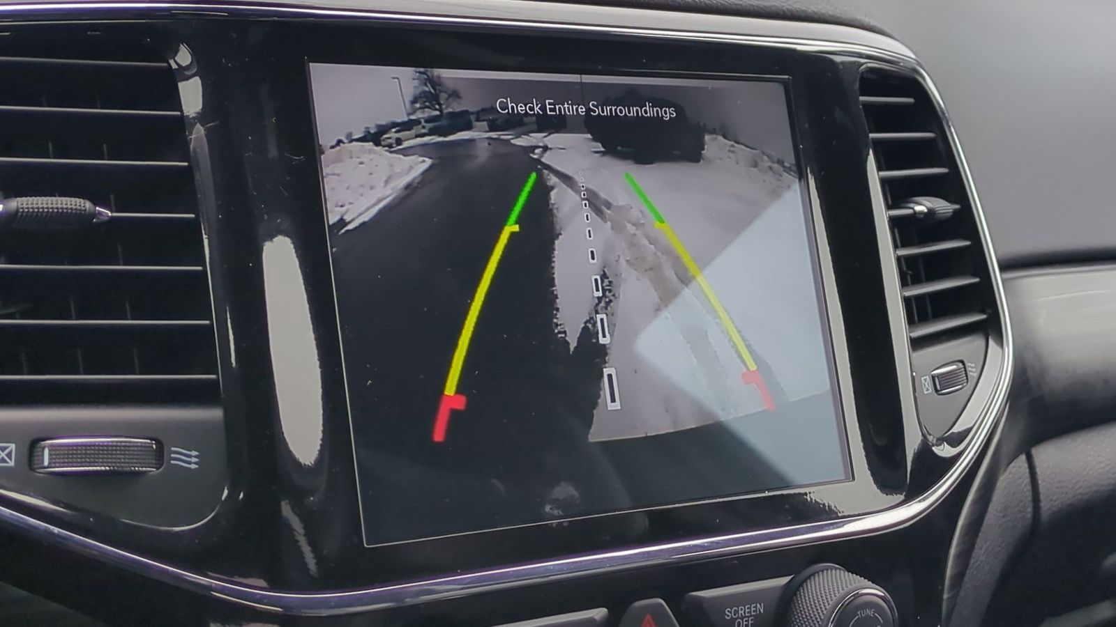 Thumbnail: 2022 Jeep Grand Cherokee - 34