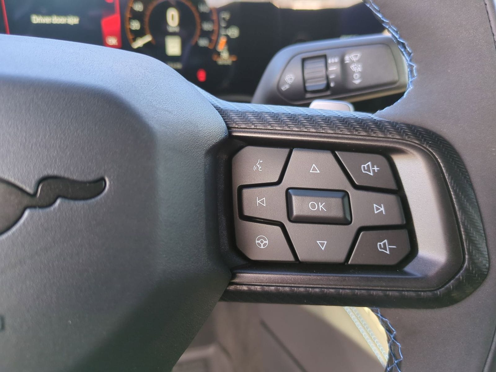 Thumbnail: 2025 Ford Mustang - 25