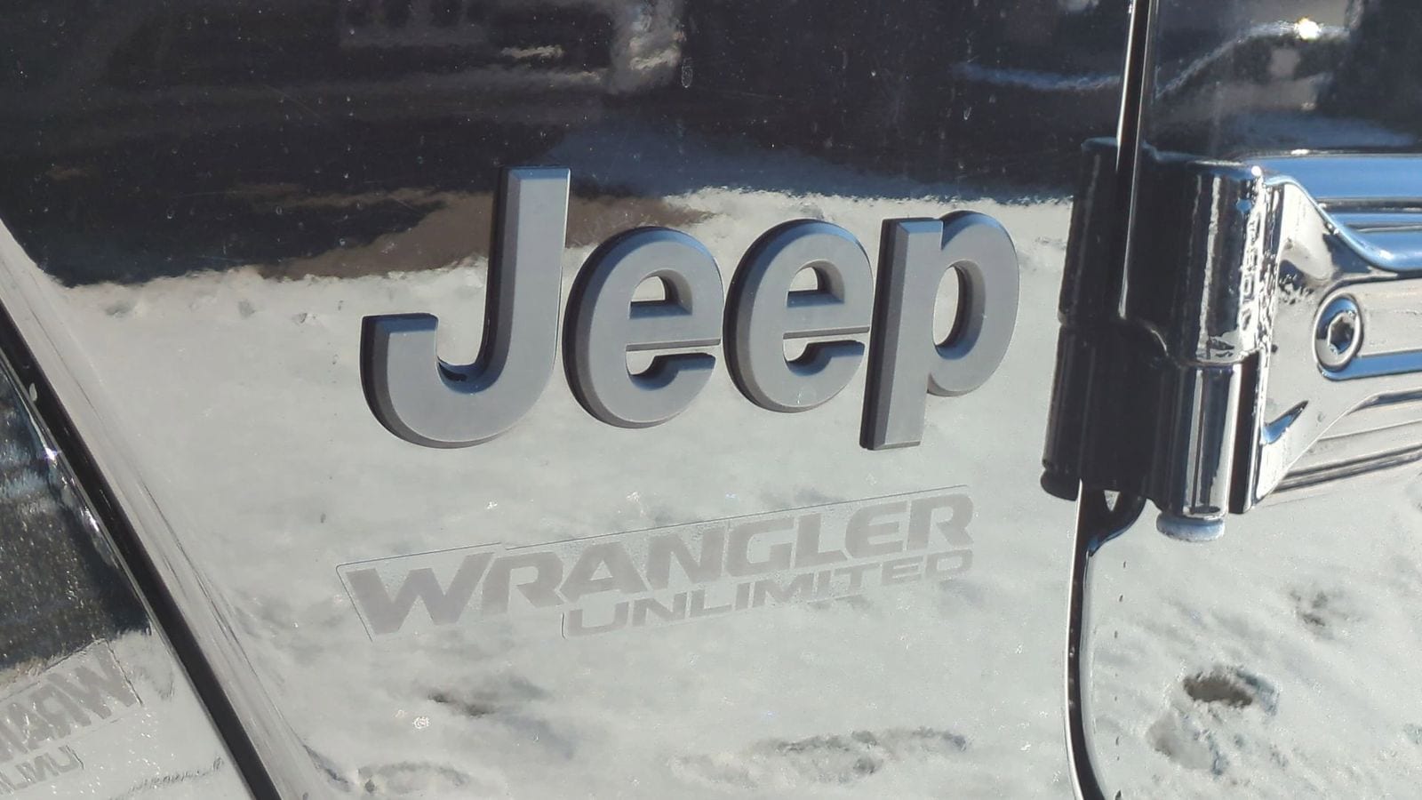 Thumbnail: 2021 Jeep Wrangler - 13