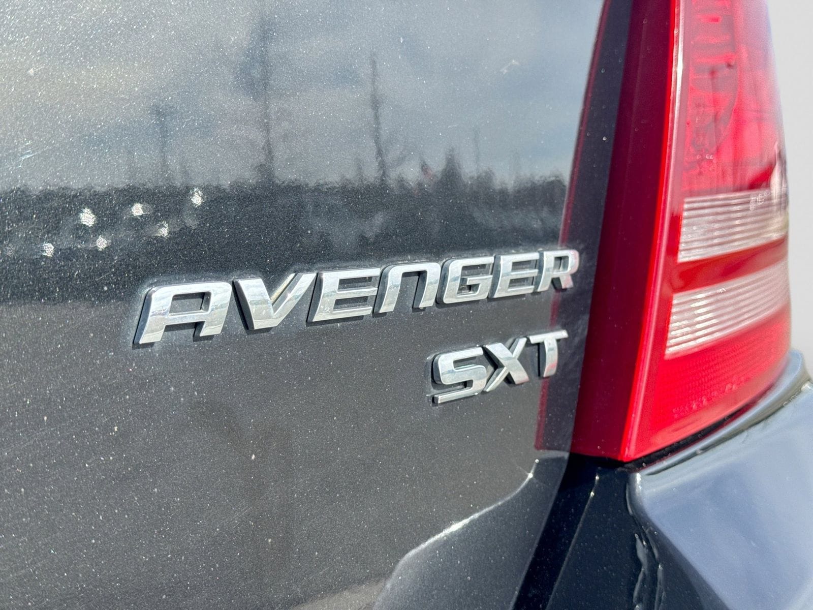 Thumbnail: 2010 Dodge Avenger - 12