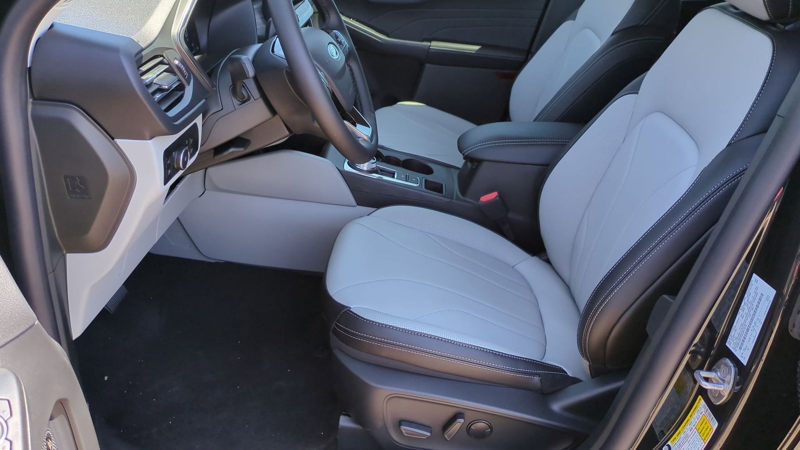 Thumbnail: 2025 Ford Escape - 14