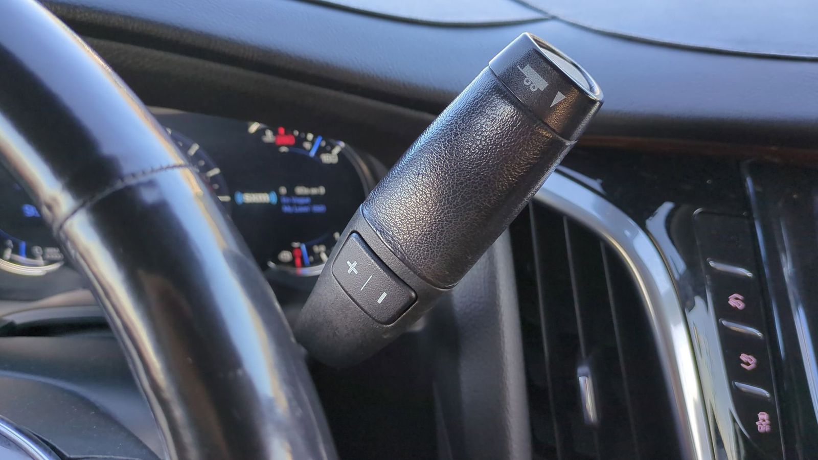 Thumbnail: 2020 Cadillac Escalade - 35