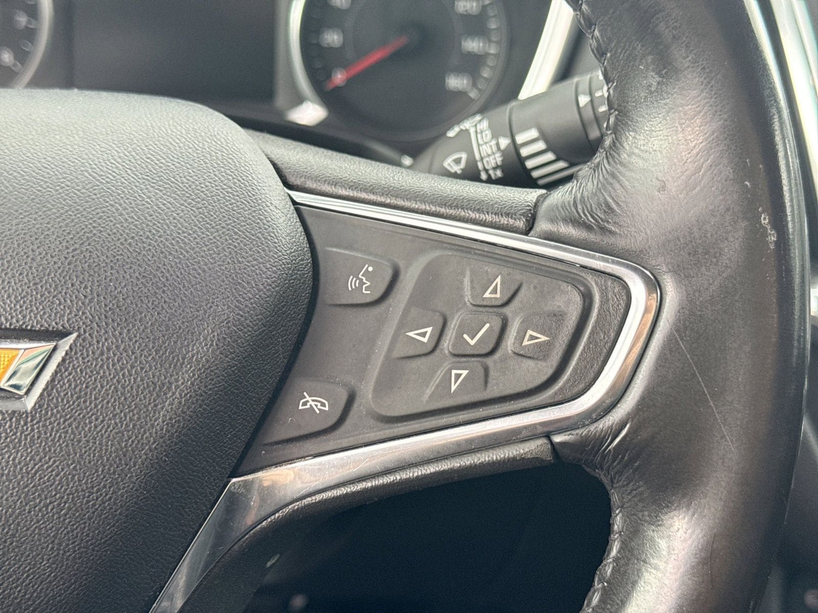 Thumbnail: 2019 Chevrolet Equinox - 28