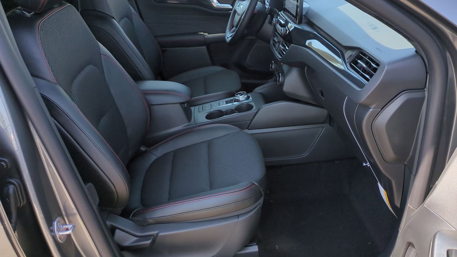 Thumbnail: 2025 Ford Escape - 20