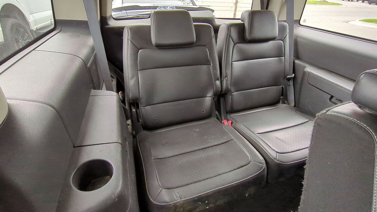 Thumbnail: 2010 Ford Flex - 15