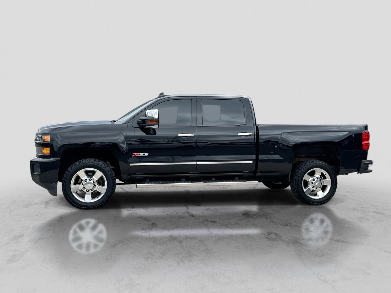 Thumbnail: 2019 Chevrolet Silverado 2500 - 3