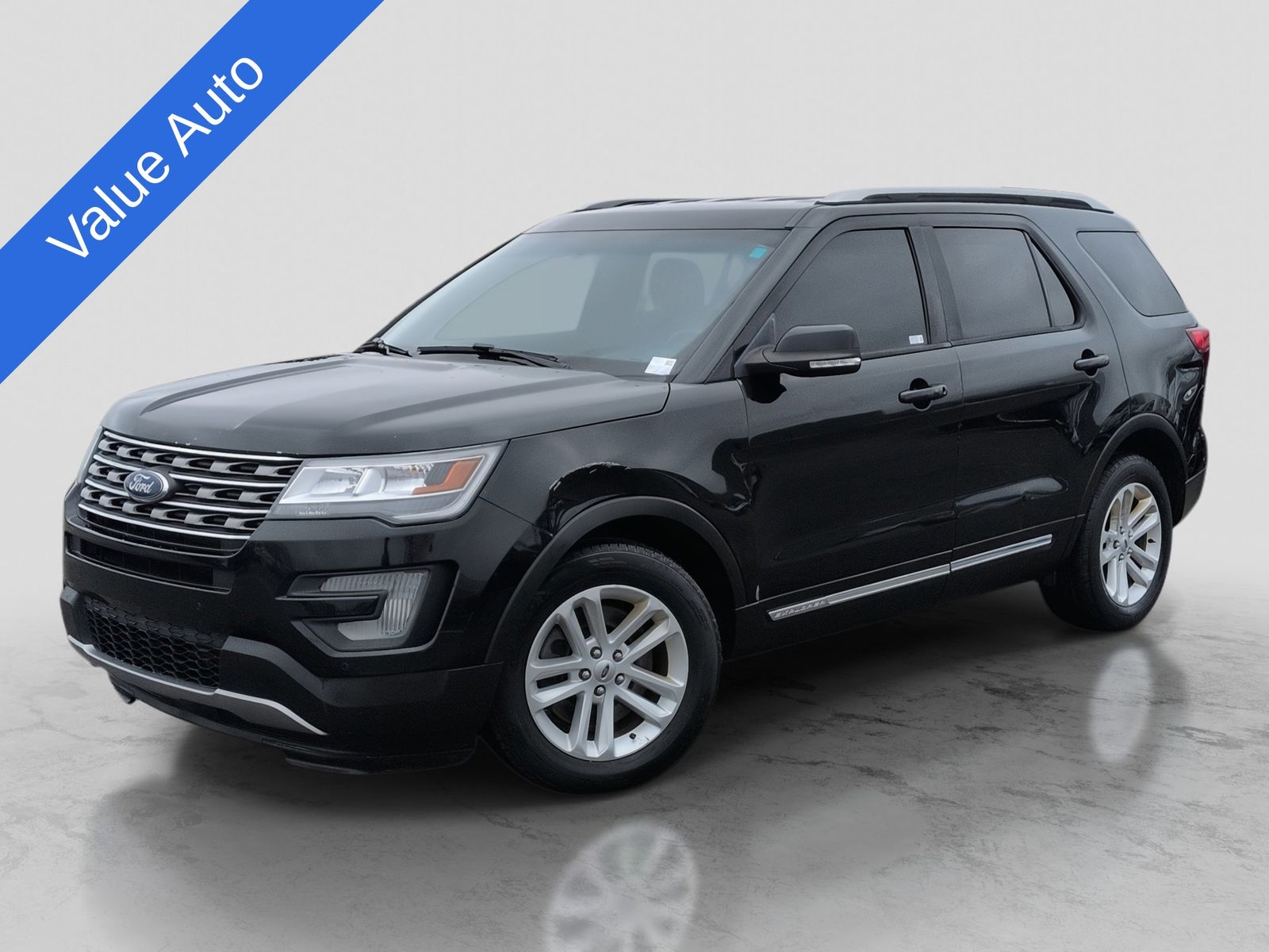 2016 Ford Explorer XLT -
                  Washington, MI