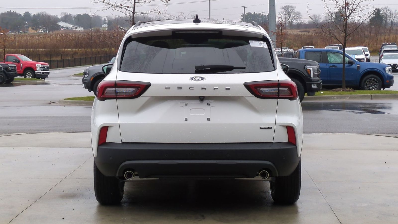 2025 Ford Escape Hybrid ST-Line Select photo 4