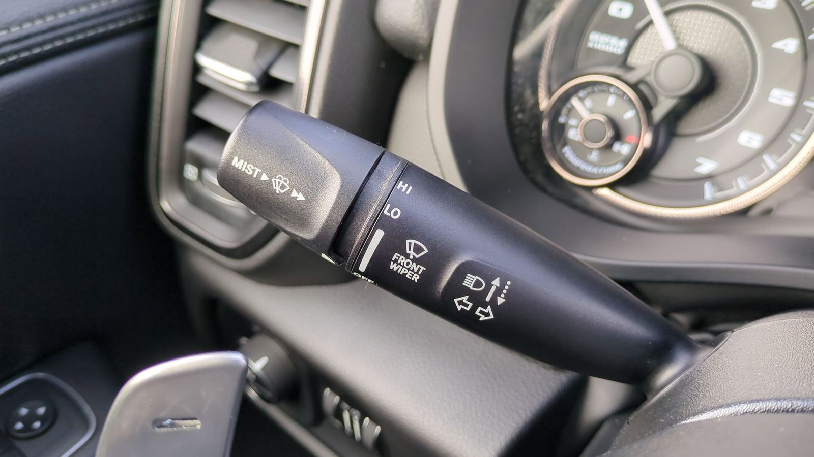 Thumbnail: 2022 RAM 1500 - 29