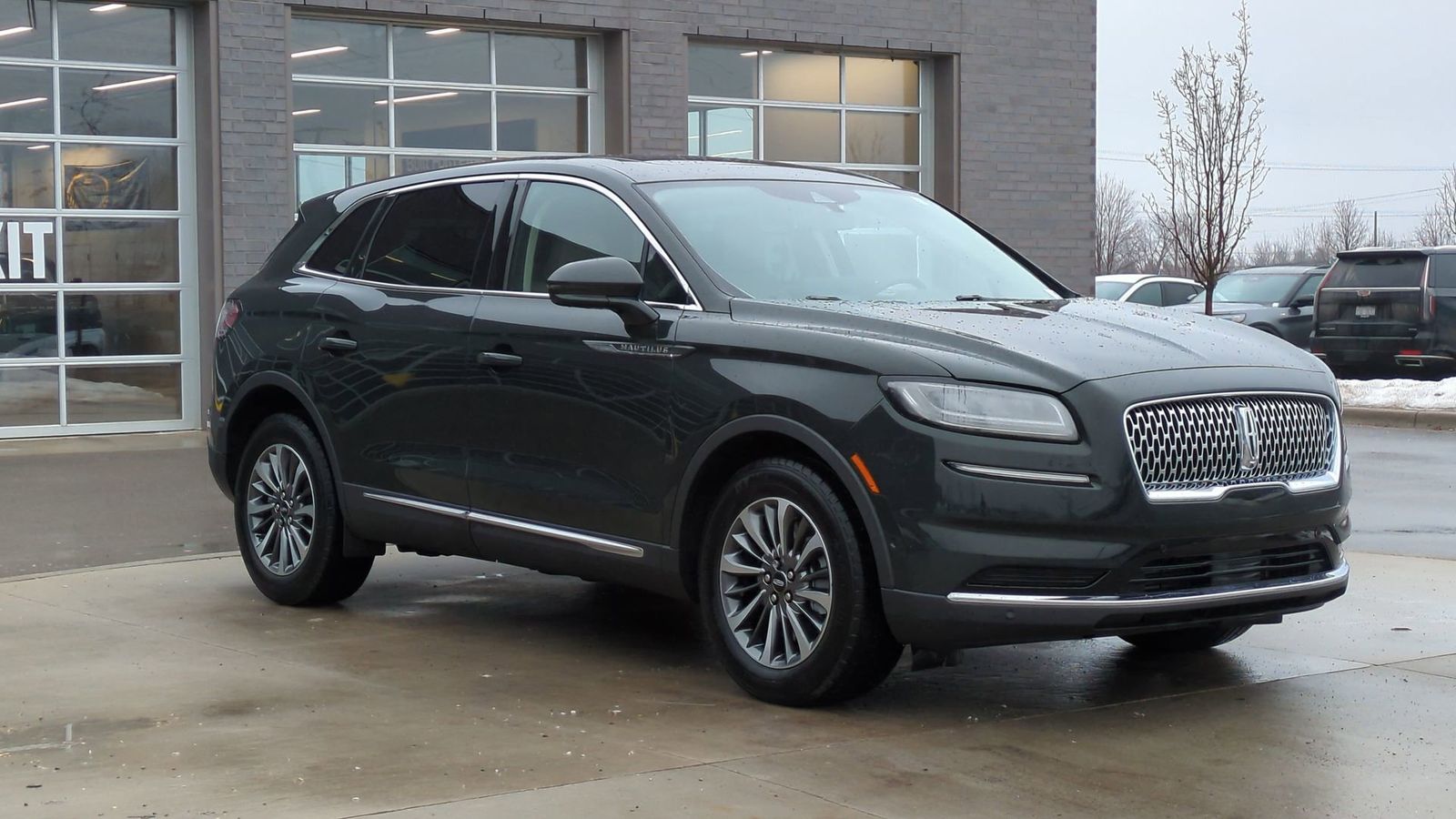 Thumbnail: 2022 Lincoln Nautilus - 9