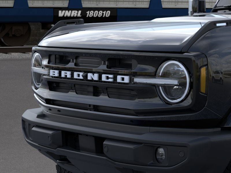 2025 Ford Bronco Outer Banks 20