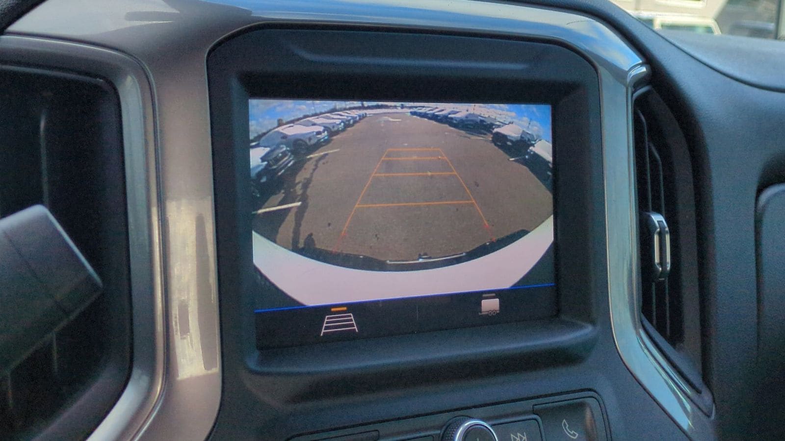 Thumbnail: 2021 Chevrolet Silverado 2500 - 34