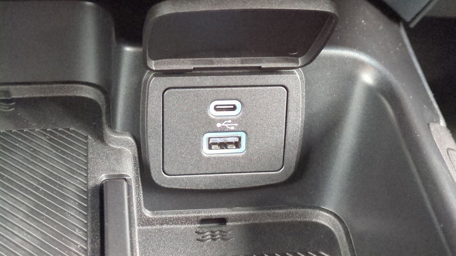 Thumbnail: 2025 Ford Bronco - 30